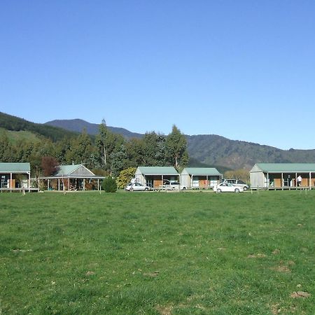 Smiths Farm Holiday Park Linkwater Ngoại thất bức ảnh