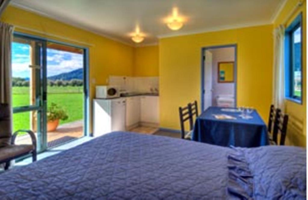 Smiths Farm Holiday Park Linkwater Phòng bức ảnh