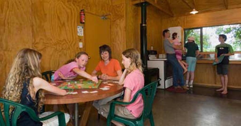Smiths Farm Holiday Park Linkwater Ngoại thất bức ảnh