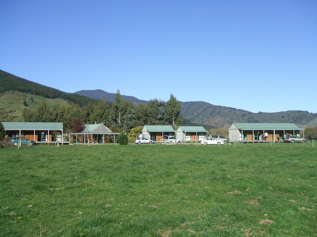 Smiths Farm Holiday Park Linkwater Ngoại thất bức ảnh